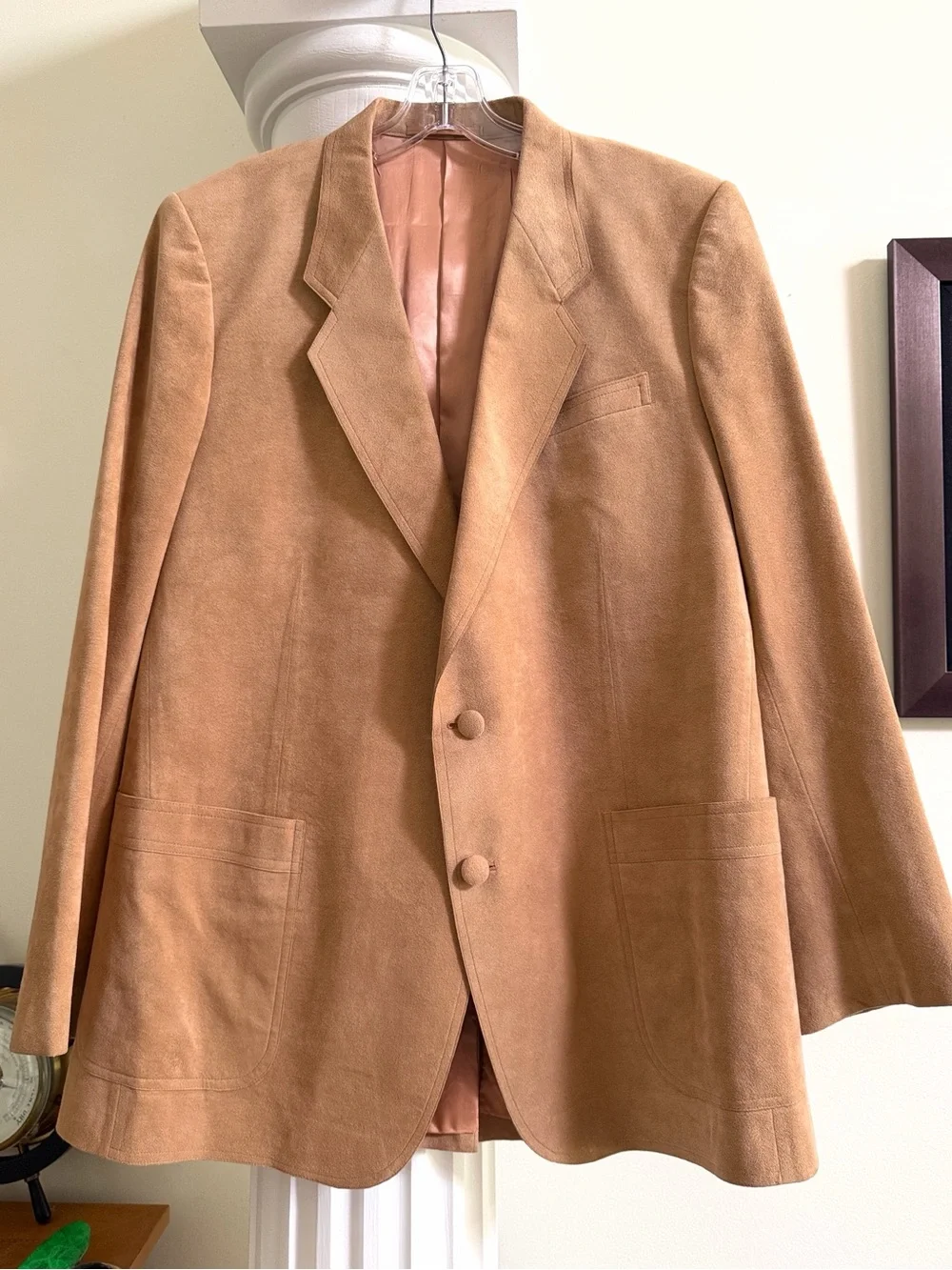 VTG Hand-Tailored Genuine Suede Early 70’s Sport Coat Kismet Inc. Hong Kong 42L